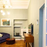 Fossi Street Central Apartment