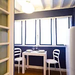 Fossi Street Central Apartment